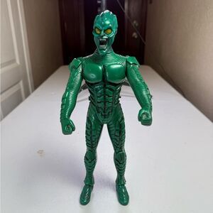 Marvel Spiderman The Movie - Green Goblin Walkie Talkie 2002 Figure 13”